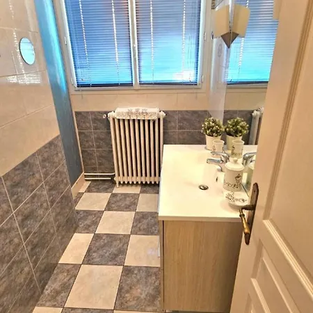 Moderne Vue Cathedrale - 4 Pers. Apartment Périgueux